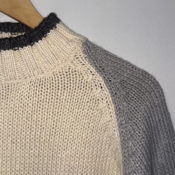 Victoria Jones Color Block knit Sweater women’s size medium - Picture 3 of 7